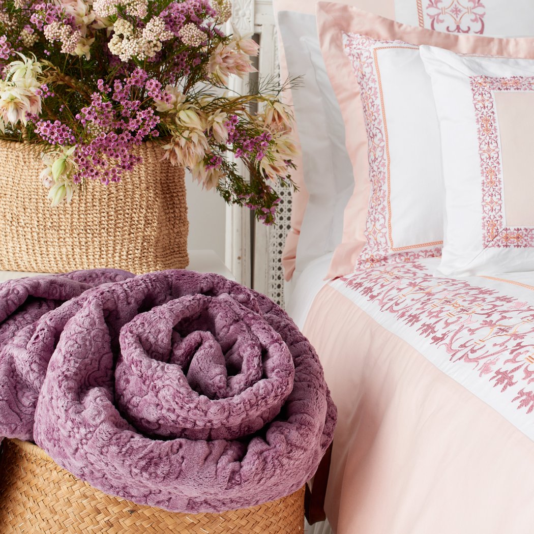 How To Properly Store Your Blankets